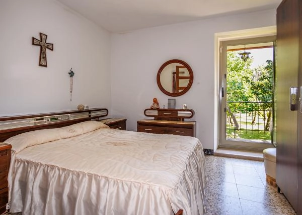 1756Touro planta primera dormitorio interior 