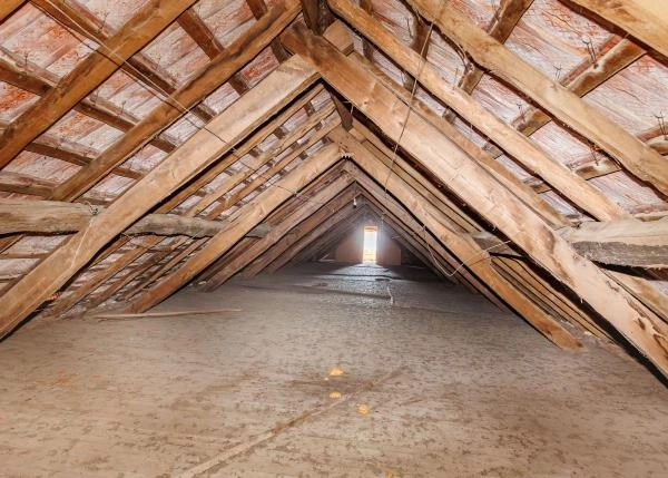 1768 interior espacio atico Pazo de Cervellon