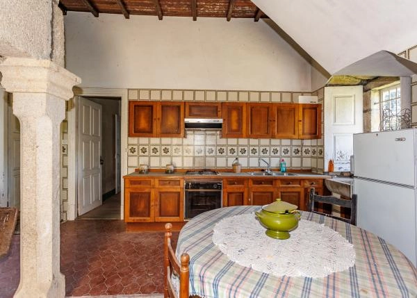 1768 interior cocina Pazo de Cervellon