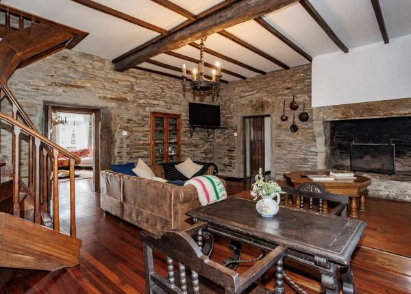 GCH-1793-Pazo-de-Briona-Interiores-65-64d0a2b92d49e