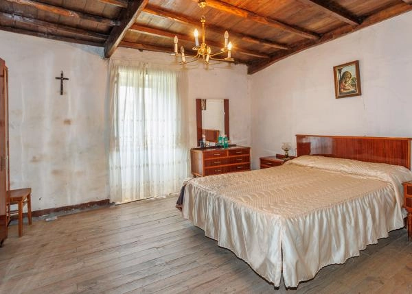 81-GCH-1805-Montederramo-casa-labanza-interior-habitacion-64d0d467dc749