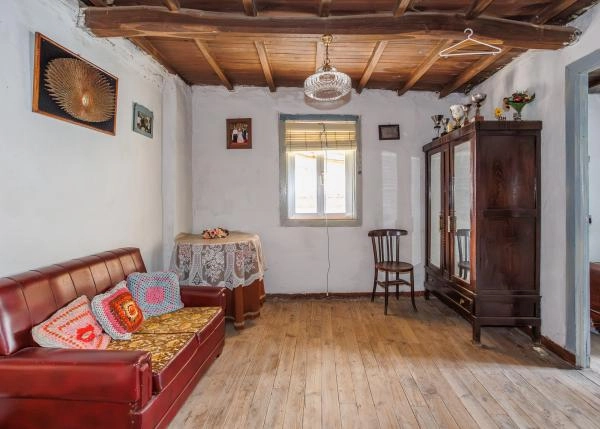 83-GCH-1805-Montederramo-casa-labranza-salon-64d0d46ca2ecb