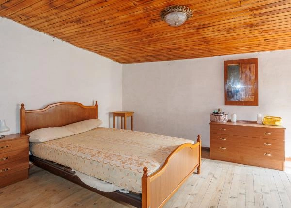 86-GCH-1805-Montederramo-casa-labanza-interior-habitacion-64d0d47405f42