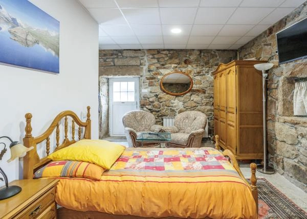 50-GCH-1828-Rodeiro-habitacion-camas-64f6f626af0c0