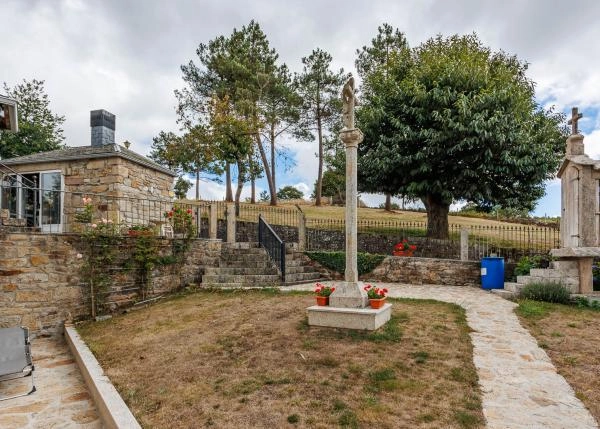 55-GCH-1828-Rodeiro-casa-piedra-montana-cruceiro-64f6f6377e630