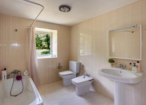 70-GCH-876-casa-labranza-bano-64bd034722a7e