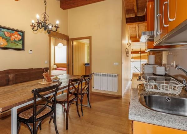 65-Ribeira-Sacra-interior-de-casa-rural-de-piedra-y-madera-650c33be17e4c