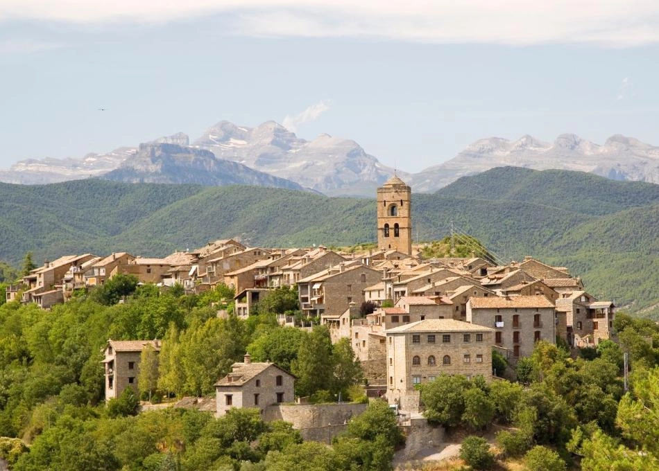 el-unico-españa-pueblo-casas-rurales